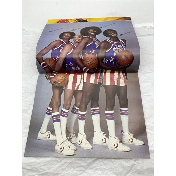 Harlem Globetrotters‎ 1980 Program Booklet Vintage Have A Coke And Smile Advert - Picture 4 of 9